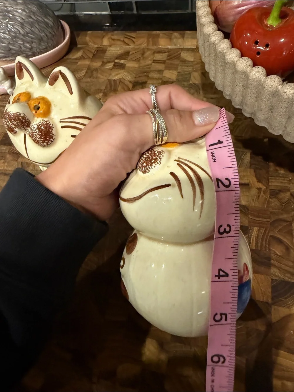 Vintage Ceramic Cat Salt & Pepper Shakers 🐱